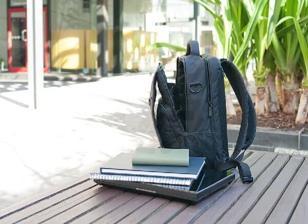 9 راه برای خرید لپ تاپ مناسب 4 the best laptop backpack min